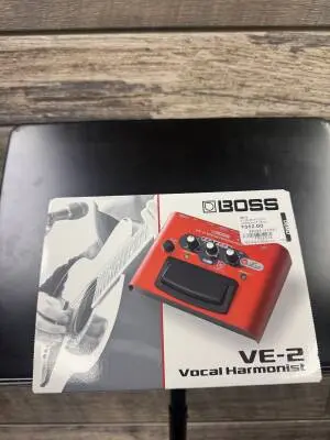 BOSS VE-2 Vocal Harmonist Pedal 2